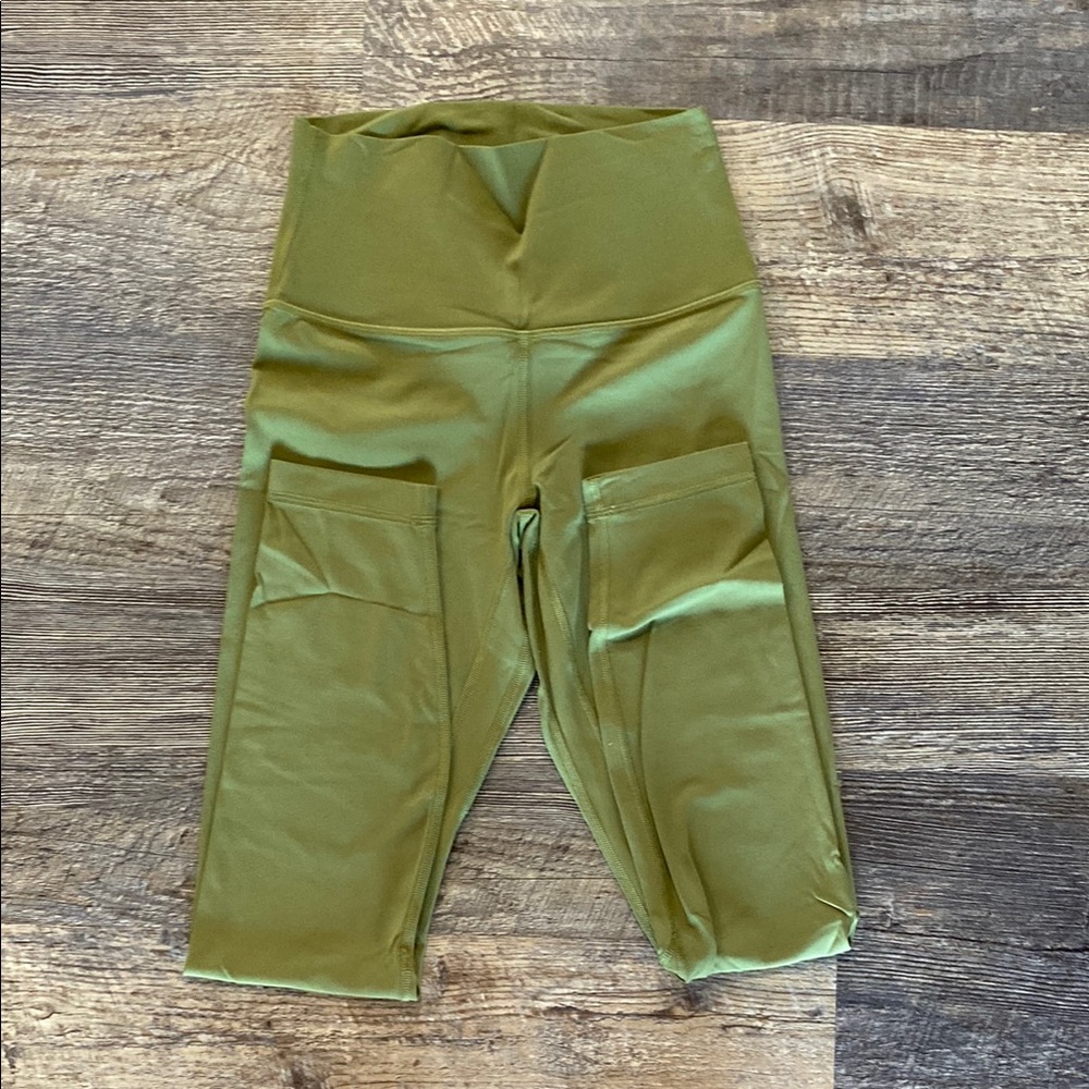 Women’s Olive Green Lululemon Align Leggings 25’